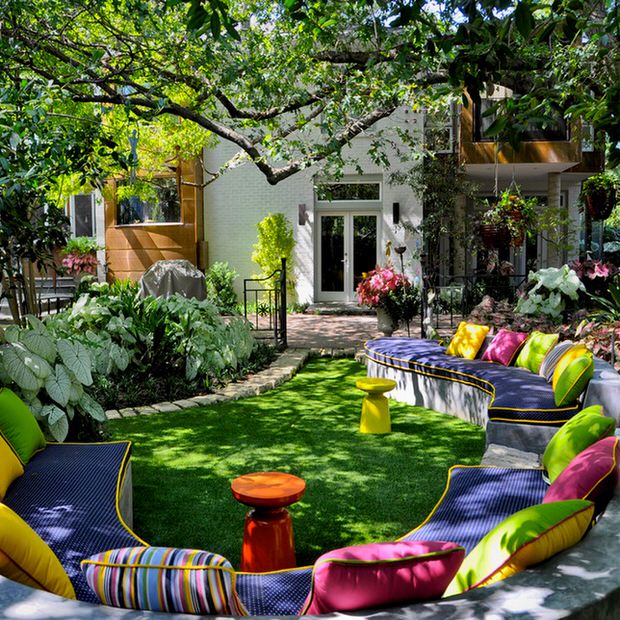 Beautiful Backyard Garden Ideas & Inspiration • The Garden Glove